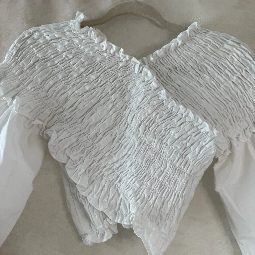 Zara White Crop Top Smocked Shirred Detail Blouse Bloggers Favorite